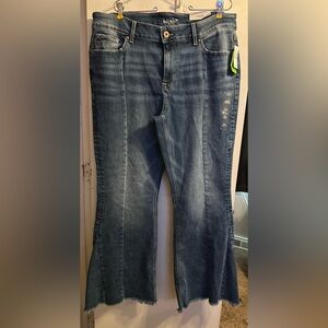 NWT Maurices Edgely High Rise Flare Wide Leg Jeans